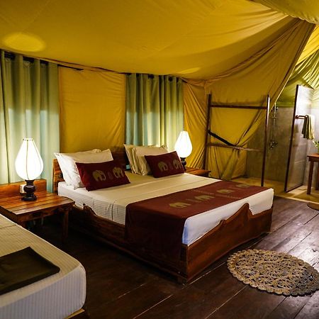 River Glamping by Gaga bees Udawalawe Bagian luar foto