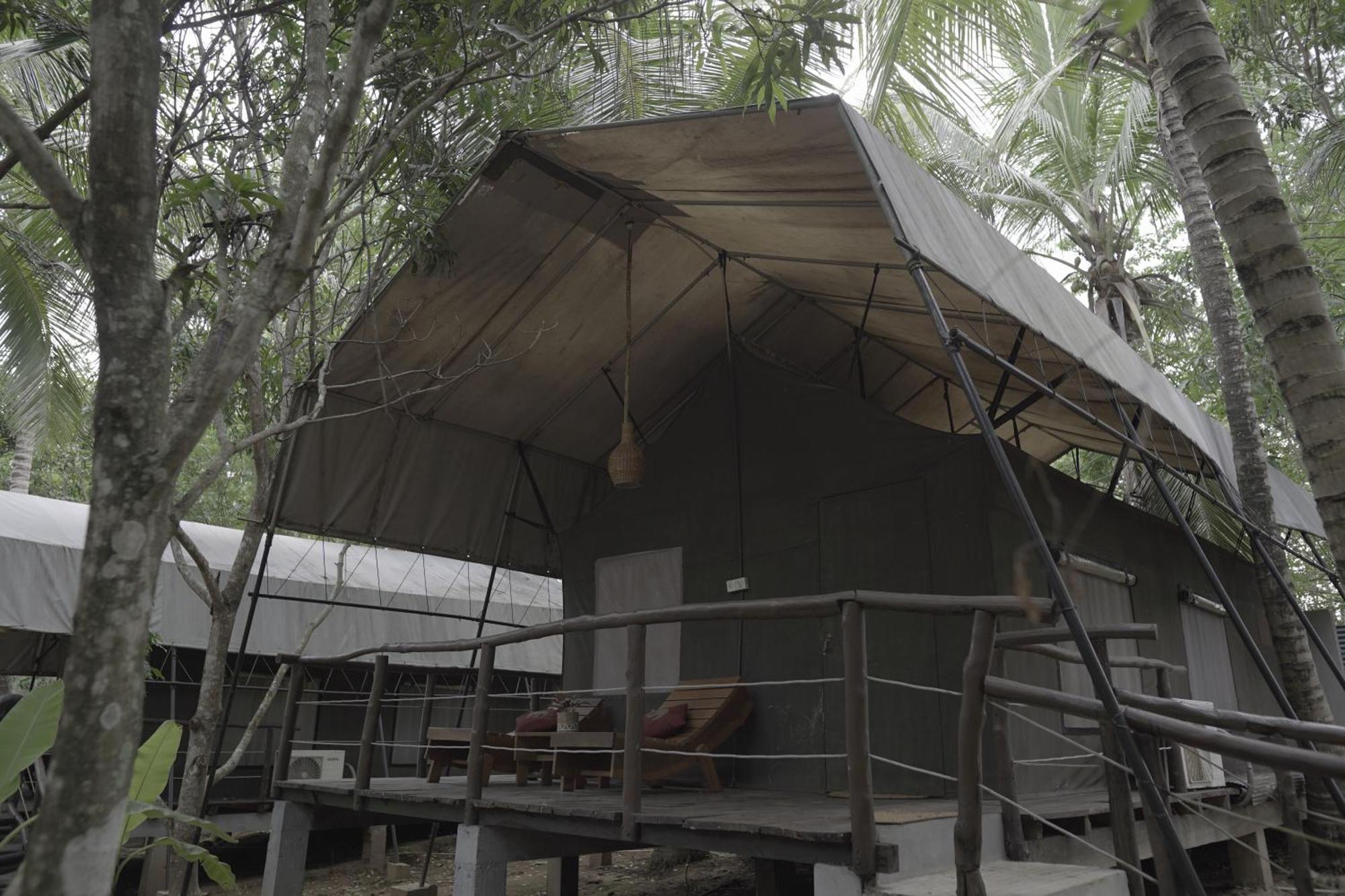 River Glamping by Gaga bees Udawalawe Bagian luar foto