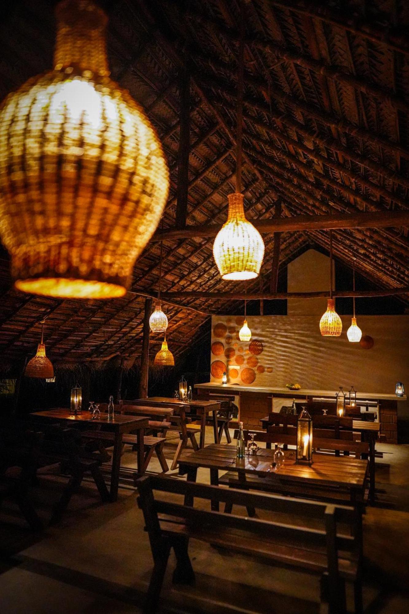 River Glamping by Gaga bees Udawalawe Bagian luar foto