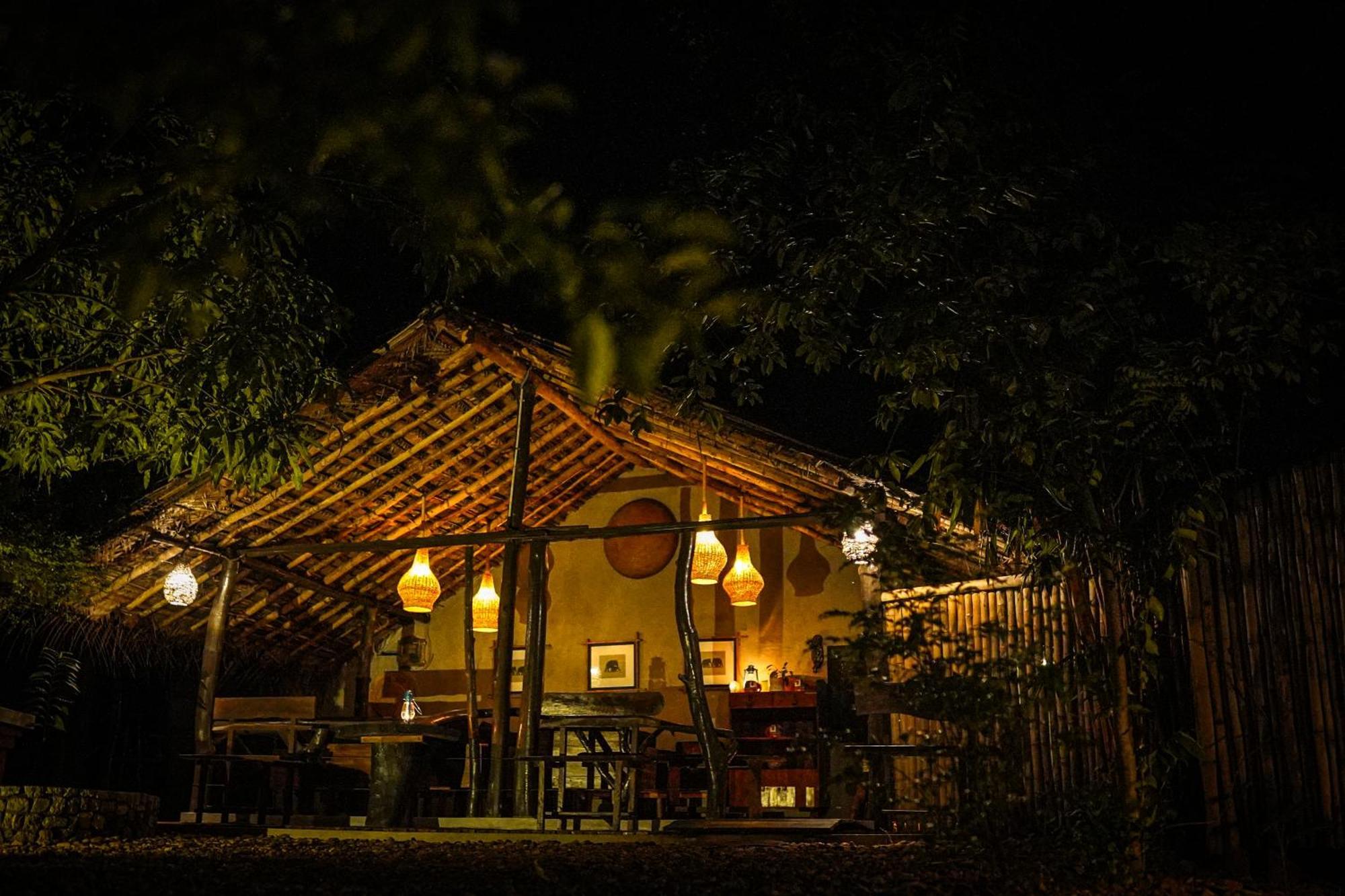 River Glamping by Gaga bees Udawalawe Bagian luar foto